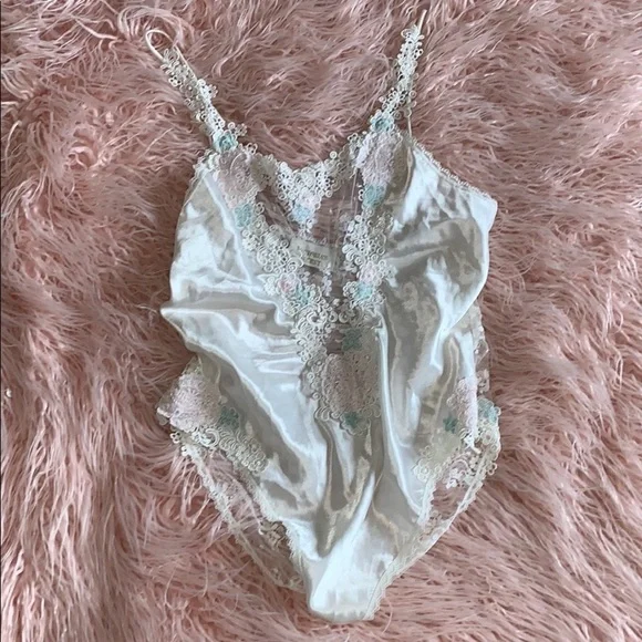 Rare Victoria’s Secret Floral Embroidered Teddy